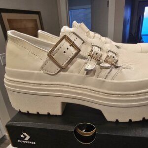 CONVERSE Chuck Taylor All Star Lugged Heel Mary Jane Platform Leather SZ 7.5 NEW